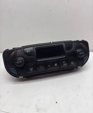 Mercedes-Benz C W203 Climate control unit 2038300585 9140010401