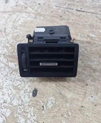 Ford Focus C-MAX Dashboard side air vent grill/cover trim