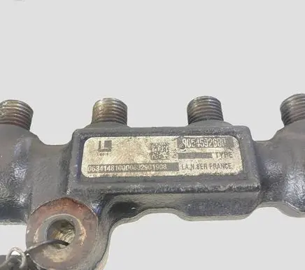 Peugeot 207 Fuel main line pipe 9054592680 000632901908