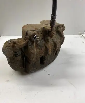 Chevrolet Captiva Front brake caliper
