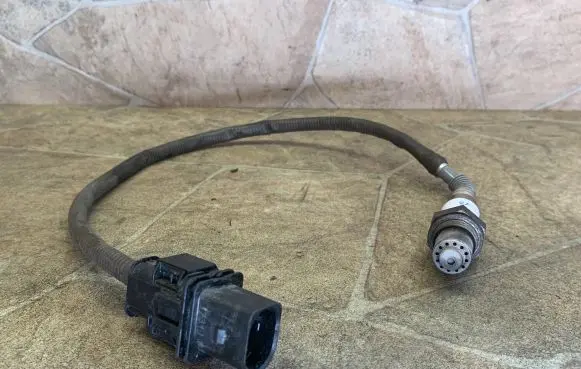 Mercedes-Benz GLA W156 Lambda probe sensor 0095425618