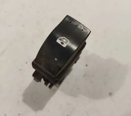 Renault Espace - Grand espace IV Electric window control switch 315027B