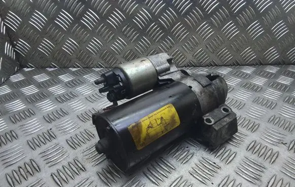 BMW 5 E60 E61 Starter motor 7802508 0001109070 780250805