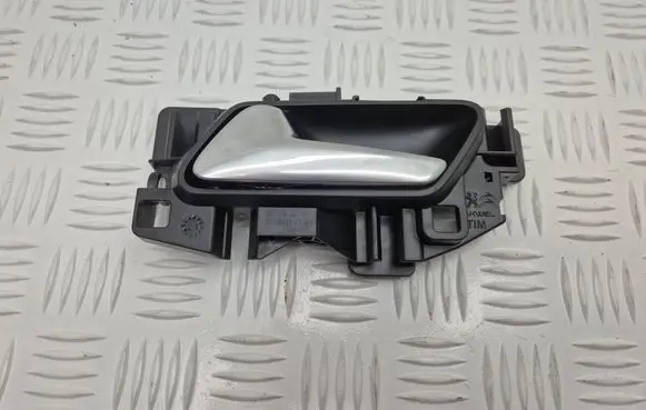 DS Automobiles 4 II Front door interior handle trim 98318124W