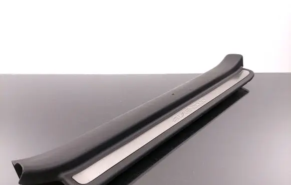 Toyota Avensis T250 Front sill trim cover 6791305040