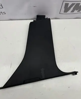 (B) pillar trim (bottom)