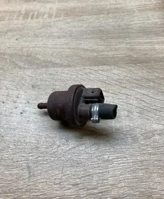 Peugeot 207 Engine mount vacuum valve 2580008B