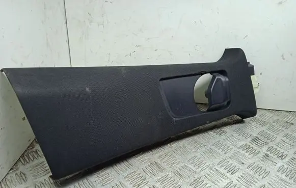 Mercedes-Benz GLE (W166 - C292) (B) pillar trim (top) A1668680200
