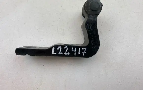 Volvo S90, V90 Front door lower hinge 31371554