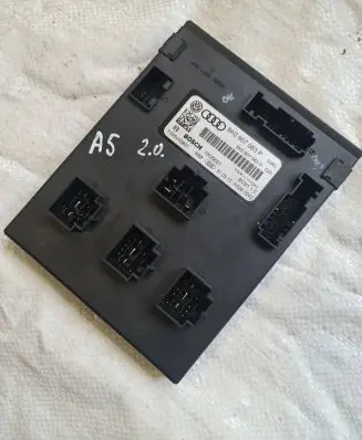 Audi A4 S4 B8 8K Comfort/convenience module 8K0907063P 10029001