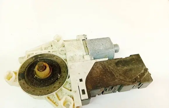 Peugeot 407 Front door window regulator motor 1137328126
