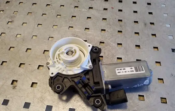 Audi A8 S8 D4 4H Other devices 4F0837060