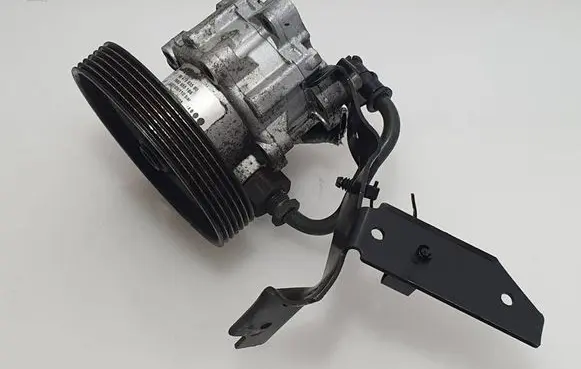 Citroen C8 Power steering pump 9647983580 7692955188