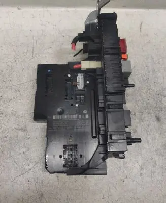 Mercedes-Benz C W204 SAM control unit 2049006301