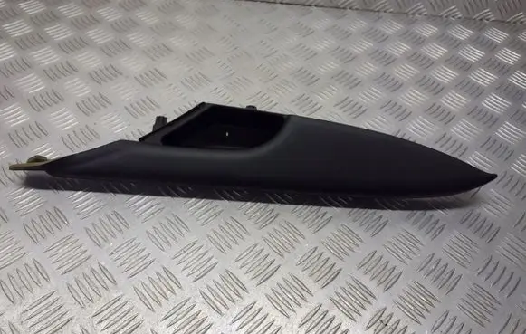 Mitsubishi Grandis Front door interior handle MN134444