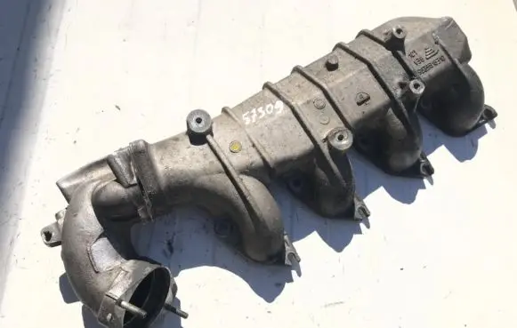 Citroen Xantia Intake manifold 9635616310