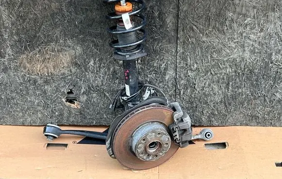 BMW X3 F25 Front wheel hub spindle knuckle