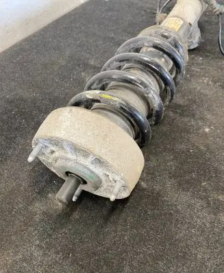BMW X5 F15 Front shock absorber with coil spring 6875083