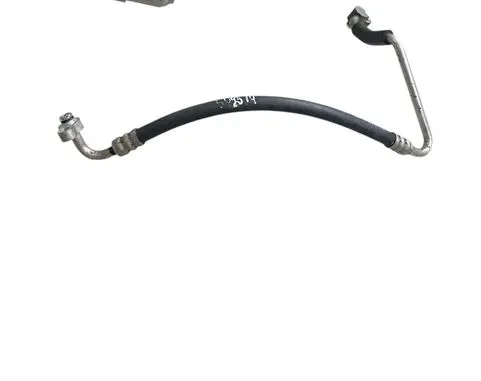 Mitsubishi L200 Air conditioning (A/C) pipe/hose MN123619