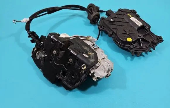 Audi A8 S8 D3 4E Front door lock 4E1837016AA IMPRK1460485