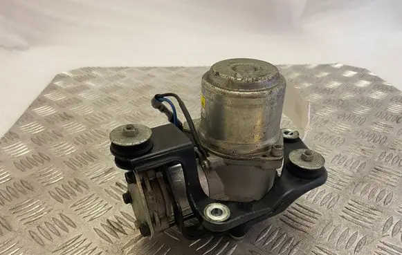 Mitsubishi Outlander Vacuum pump 5G220553