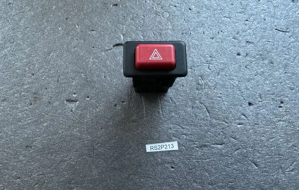 Mitsubishi Pajero Hazard light switch MB652291