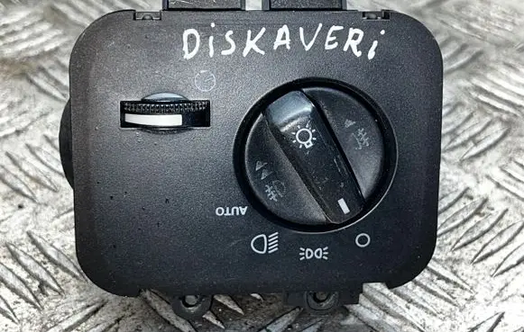 Land Rover Discovery 3 - LR3 Light switch YUD501480J