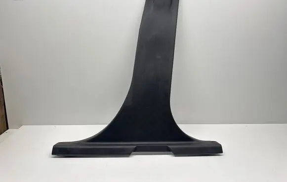 (B) pillar trim (bottom)