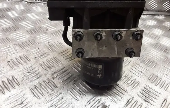 Volkswagen Golf IV ABS Pump 1J0907379G 10094903403 1J0614117C