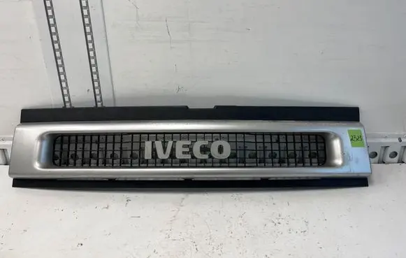 Iveco Daily 3rd gen Front grill 211807