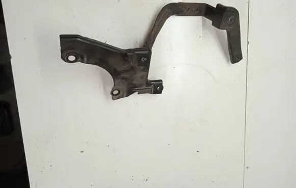 Toyota Prius+ (ZVW40) Other engine bay part