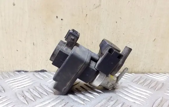 Hyundai Santa Fe Turbo solenoid valve 70027200 06T237