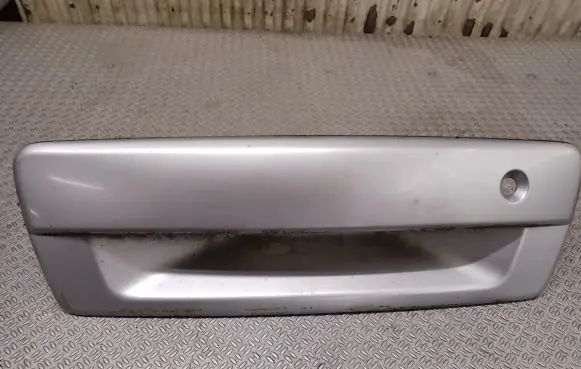Mitsubishi Outlander Tailgate trim MN175068