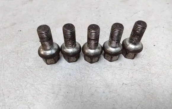Opel Zafira A Nuts/bolts 