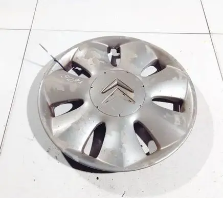 Citroen C8 R15 wheel hub/cap/trim 0081011
