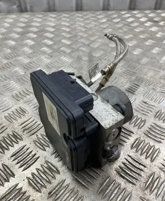 Tesla Model S ABS Pump 103779700D 864021709100265