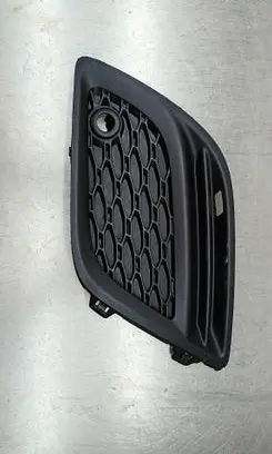 Volvo XC60 Front bumper lower grill 31290661