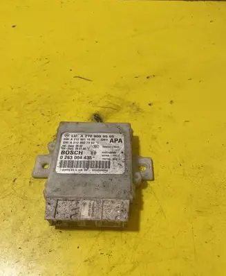 Mercedes-Benz E W212 Comfort/convenience module A2129009505 2129009505