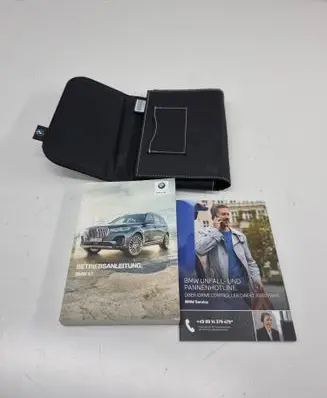 BMW X7 G07 Owners service history hand book 5a389f6