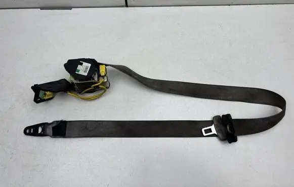 Volkswagen Touareg I Front seatbelt 7L0857706C