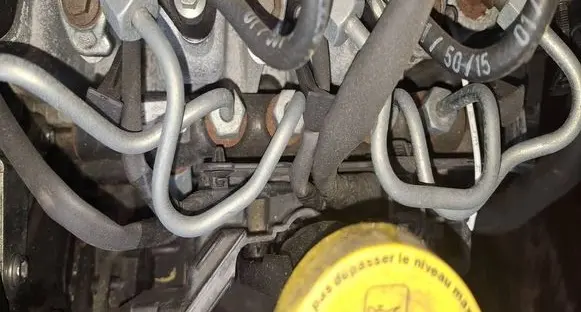 Dacia Sandero Fuel main line pipe H8201157327