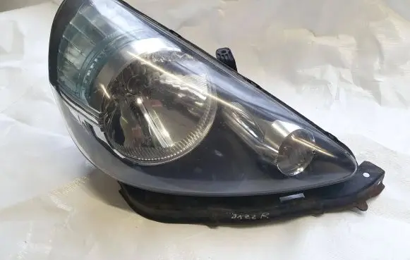 Honda Jazz Headlight/headlamp P4952