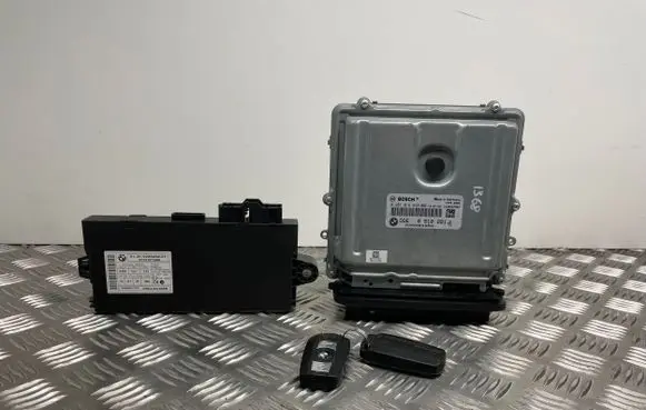 BMW 3 E92 E93 Engine ECU kit and lock set 8510221 9226238