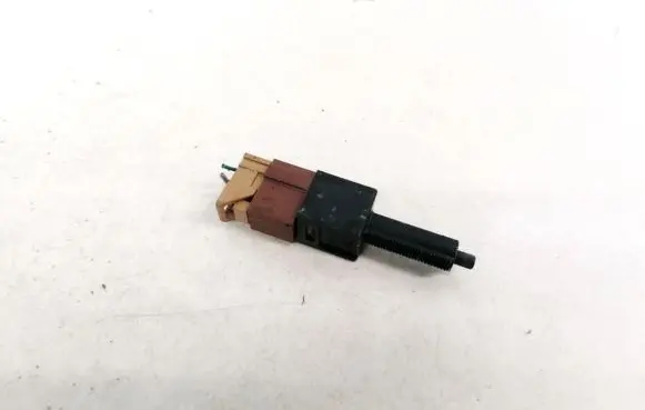 Nissan X-Trail T30 Brake pedal sensor switch