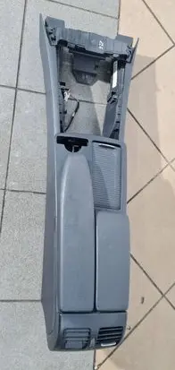 Mercedes-Benz C W204 Armrest A20468005000009051