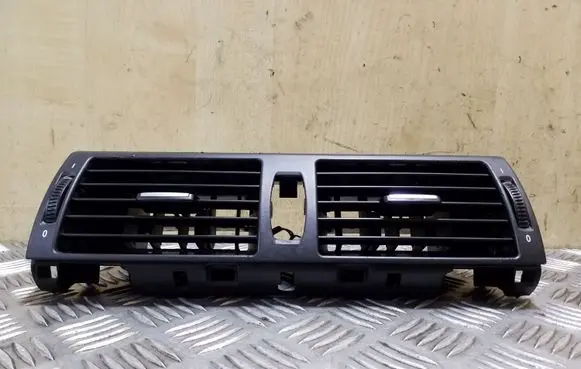 BMW X5 E70 Dash center air vent grill 6958654