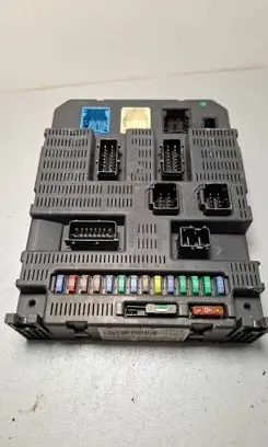 Citroen C3 Pluriel Fuse module 9663798380 BSI2004P070 2590671210108