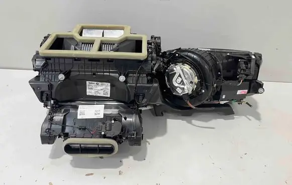 BMW 3 G20 G21 Interior heater climate box assembly 9382874 9382861