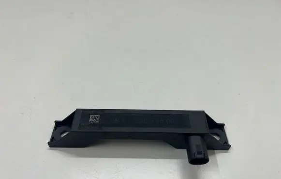 Mercedes-Benz CLA C118 X118 Keyless system antenna A1779050500