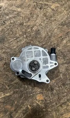 Audi A4 S4 B8 8K Vacuum pump 03L145100F